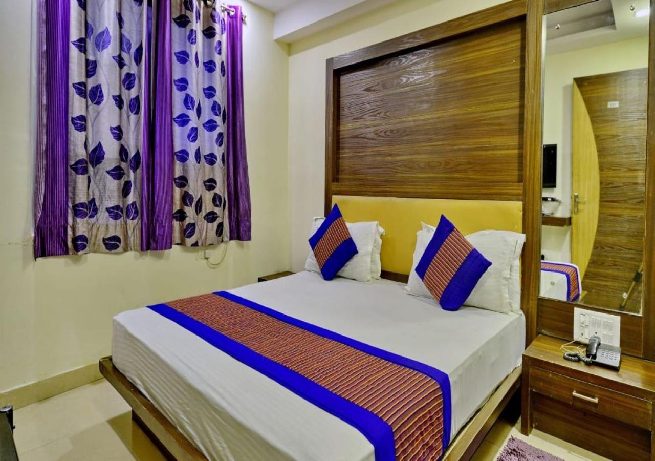 Hotel International Neelam Near New Delhi Railway Station Exteriör bild