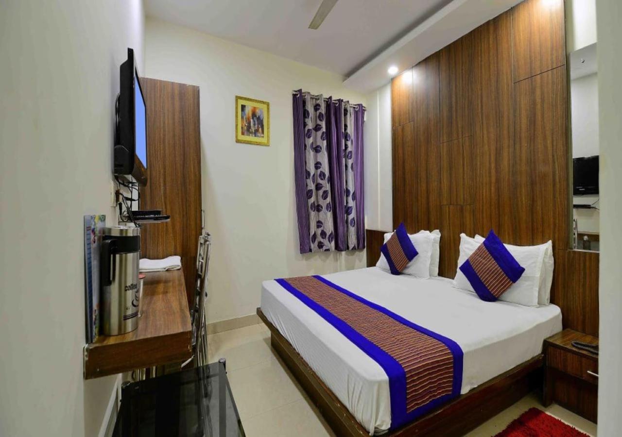 Hotel International Neelam Near New Delhi Railway Station Exteriör bild