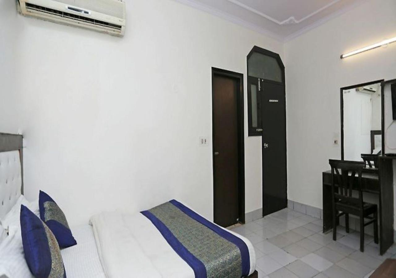 Hotel International Neelam Near New Delhi Railway Station Exteriör bild